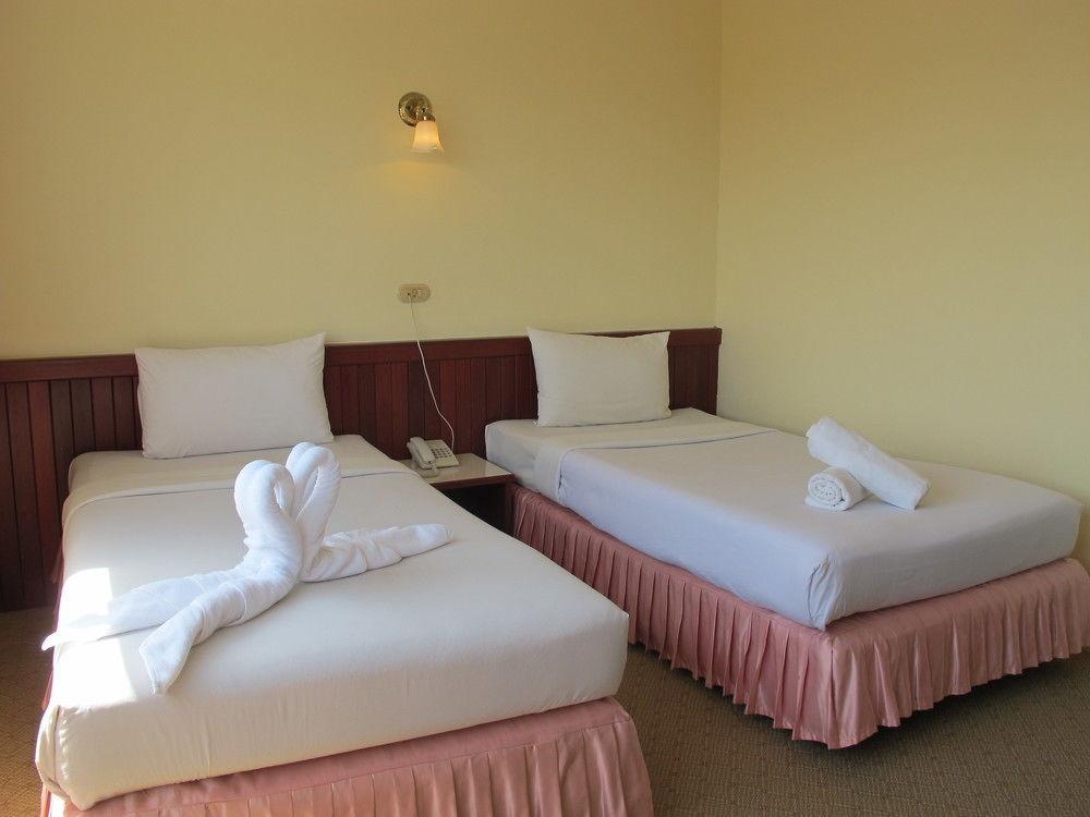 Chumphon Palace Hotel Exterior foto
